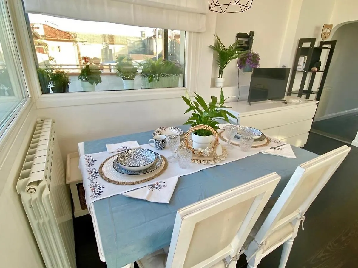 Rilassante Superattico Con Viste Sulle Coline E Jacuzzi - Perfetta Fuga Romantica Florence 0*,